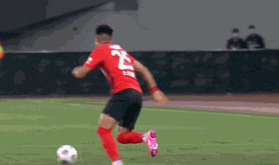 新2网址-视频介入+红牌+点球 上海德比找回火爆的腔调